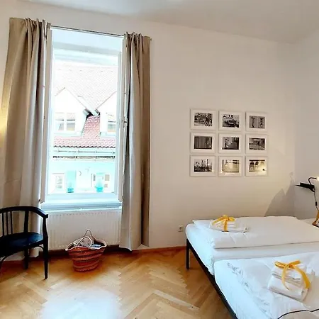 Homelystay - Downtown App Apartamento Graz