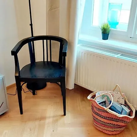 Homelystay - Downtown App