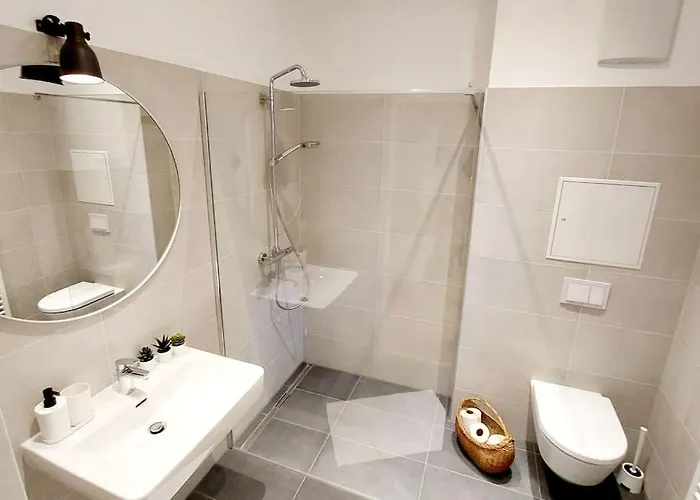 Homelystay - Downtown App Appartamento Graz