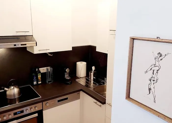 Homelystay - Downtown App *